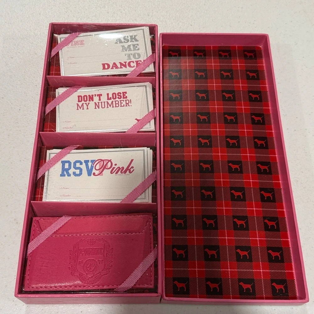 Victoria’s Secret Pink Limited Edition VIP A-Lister Calling Cards & Card Holder